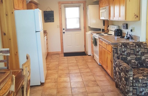 Klamath Falls Cabin | Cozy Cabin by Lake of The Woods, Crater Lake, Ashland, & Other Mountain Lakes