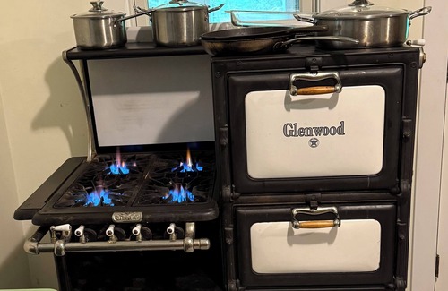 Williamsburg Cabin | Cozy cabin in a peaceful location