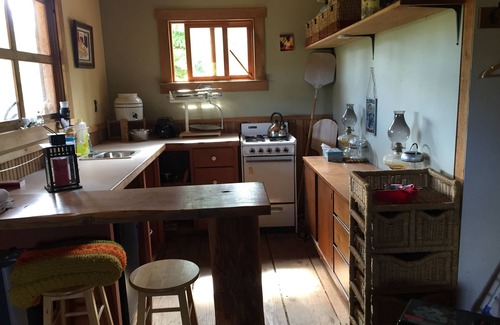 Shawnigan Lake Bed & Breakfast | Cozy Cabin on a small Off Grid Homestead