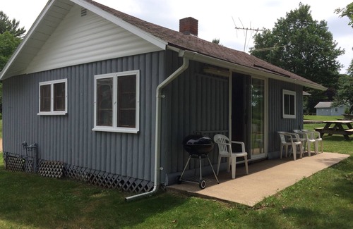 Crandon Cabin | Cozy Cabin on Beautiful Lake Metonga
