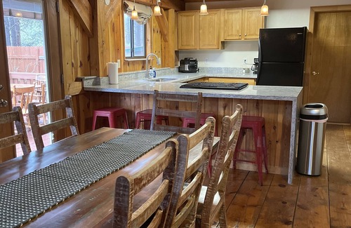 Heber Cabin | cozy cabin perfect to get away in the forest with your whole family .