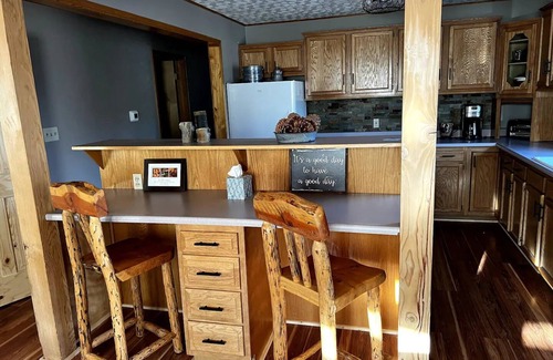 Whitepine Cabin | Cozy Cabin/Private fishing on Chalk Creek