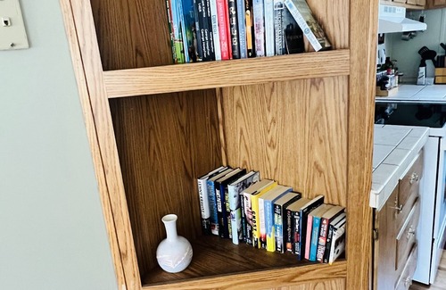 Rainbow Valley Cabin | Cozy cabin. Quiet valley. Hot tub & views. Close to everything CO has to offer.