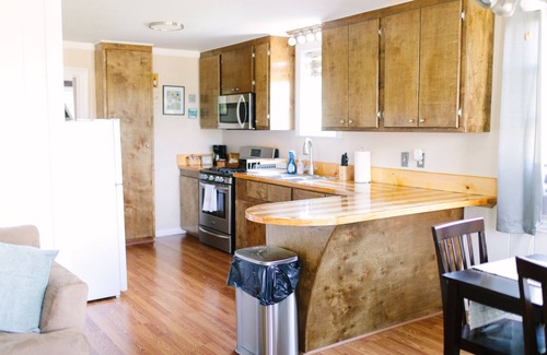 Akers Cabin | Cozy cabin stay in the Louisiana swamp