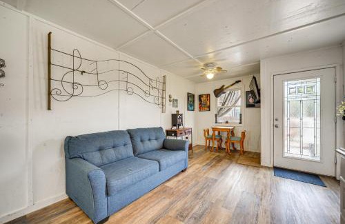 Canyon Lake House | Cozy Canyon Lake Cottage Rental with Private Hot Tub