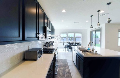 Henderson House | Cozy Casa on Homeward Way #42381