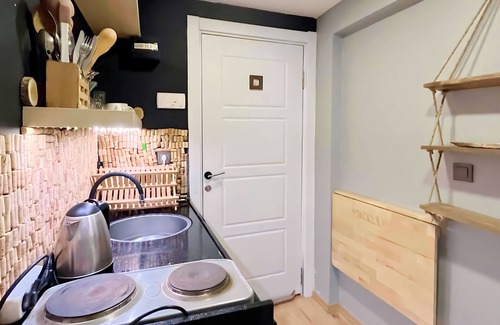 Bomonti Apartment | Cozy Central Flat w/Netflix & Elevator Near Metro 2 minute walking distance