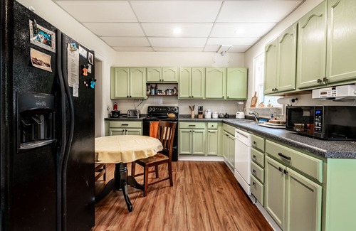 Meridian-Kessler House | Cozy Century-old Home in Meridian-Kessler Neighborhood