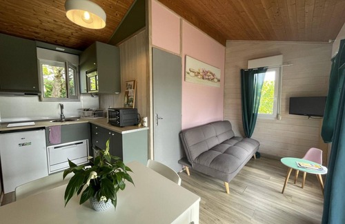 Pierrefitte-sur-Loire Cottage | Cozy Chalets Overlooking Lake: Terrace, Fishing, Swim Area, and Pet-Friendly
