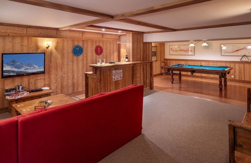 Meribel Village Ski Chalet | Cozy chalet near slopes, Méribel, 10 guests, pets allowed