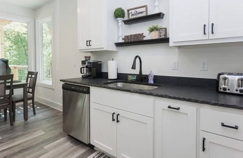 Bella Vista House | Cozy Chalet with Hot Tub Woodland Views Near Back 40 Trails