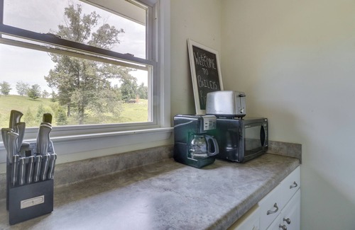 Batesville Cottage | Cozy Charlottesville Getaway in Bailey's Retreat