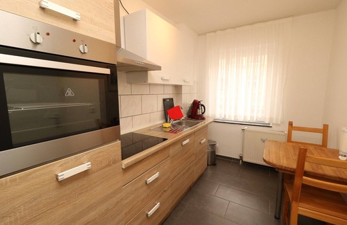 Frohnhausen Apartment | Cozy City Apartment