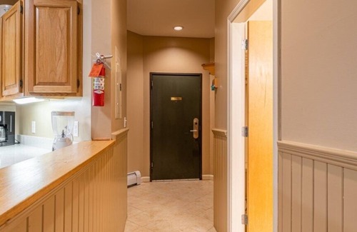 Jeffersonville Condo | Cozy Club Wyndham Smugglers Notch, 2 Bedroom Suite