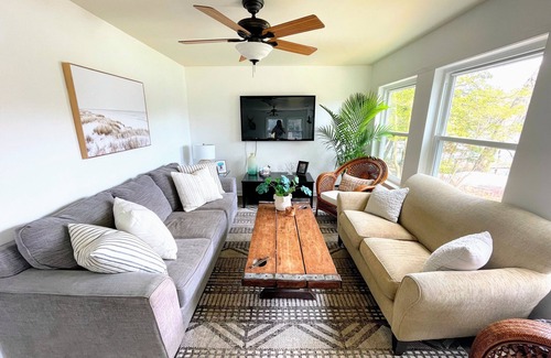 Annapolis House | Cozy Coastal Waterfront Retreat