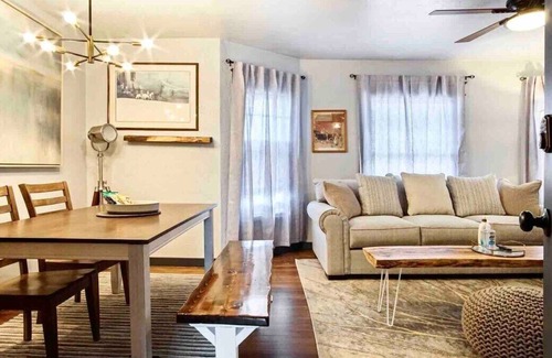 Central Oklahoma City Apartment | Cozy Condo Charm & Downtown Adventure Awaits!