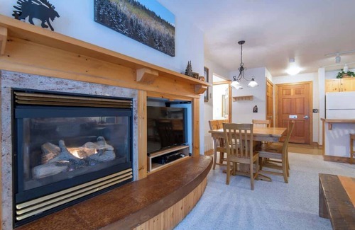 Driggs Condo | Cozy Condo near Targhee with Hot Tubs