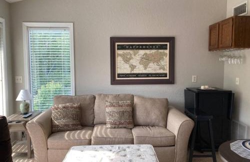 Village of Four Seasons Apartment | Cozy Condo on the 12-MM at the Lake of the Ozarks!