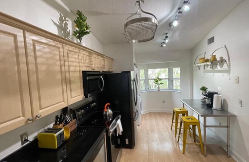 Palm Beach - West Palm Beach Apartment | Cozy Condo
