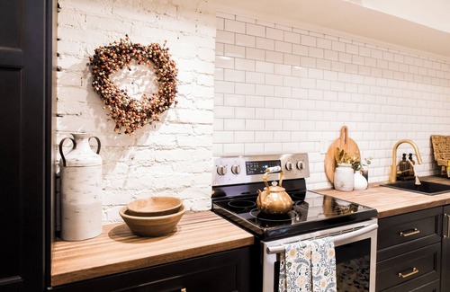 Over-the-Rhine House | Cozy Cottage Downtown - Walk to OTR & Stadiums