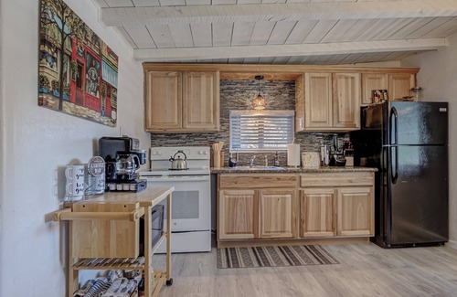 Payson Cottage | Cozy Cottage Getaway