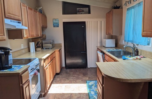 Baywood-Los Osos House | Cozy Cottage in Quiet Community.