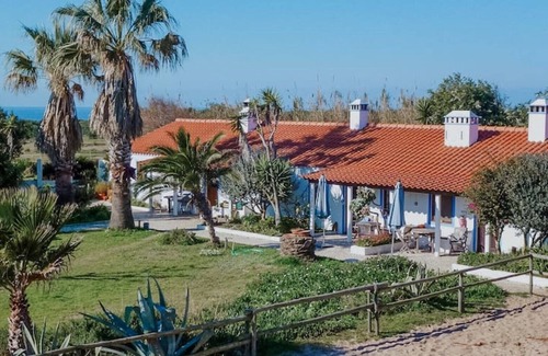 Cavaleiro Cottage | Cozy Cottage in Horse Farm 200m from the Beach