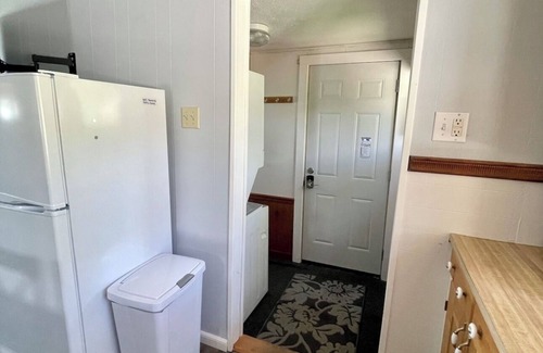 Manistique Cottage | Cozy Cottage on Indian Lake with Dock and A/C