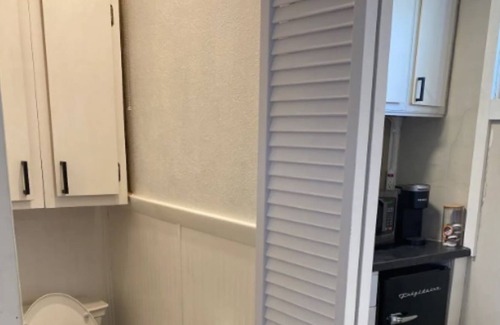 Syracuse Cottage | Cozy Cottage perfect for a quiet getaway