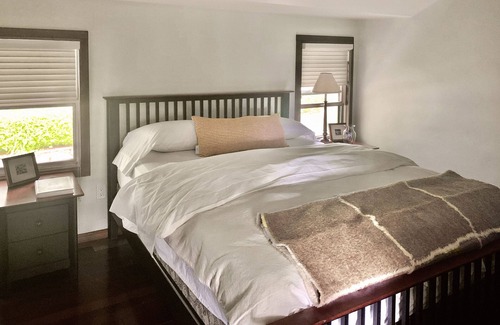 Saanich Other | Cozy Country Farmhouse