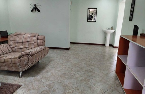 Gisambai House | Cozy countryside cottage, super close to great hiking trails.
