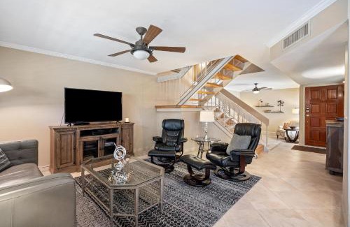 Casitas Chaparral House | Cozy Cove