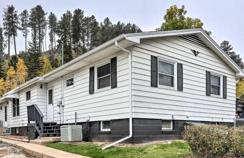 Deadwood Apartment | Cozy Deadwood Escape Less Than 1 Mi to Dtwn and Casinos