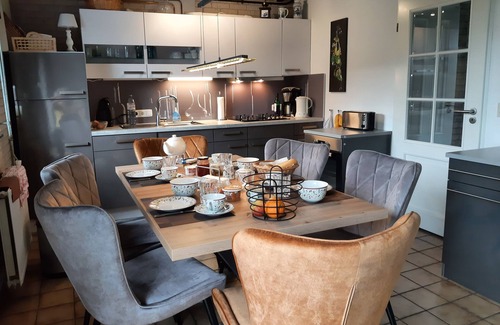 Herkingen House | Cozy detached vacation home with garden near the beach