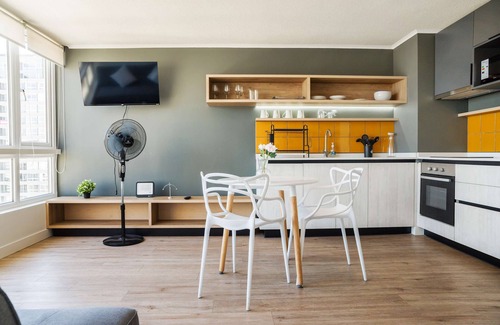 Santiago Apartment | Cozy Dpt with Panoramic Views Perfect for 3
