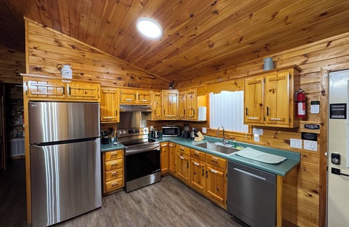 Blairsville Cabin | Cozy Family-Friendly Cabin with Deer Sightings