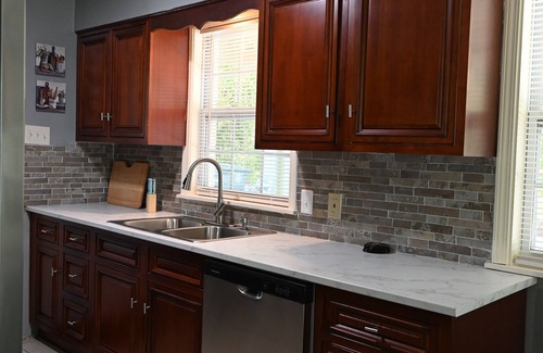 Whitehaven House | Cozy family friendly retreat w/4 bedrooms, wrk area, and ultimate green space.