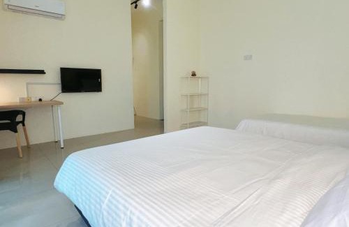 Nibong Tebal House | Cozy Family Room with Large Balcony