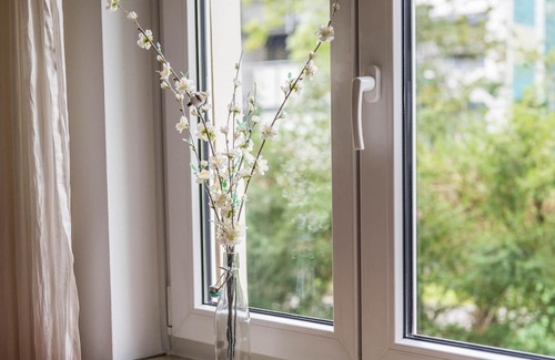 Petershausen-Ost Apartment | Cozy "Ferienwohnung Ruth" With Terrace & Wi-Fi; Street parking available