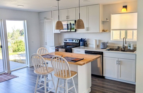 Polson Apartment | Cozy Flathead Lake Apartment with Beautiful Views!
