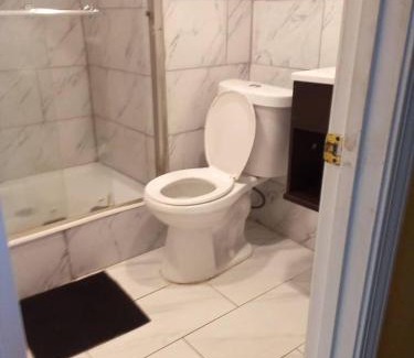 Lawrenceville Apartment | Cozy Fleure place