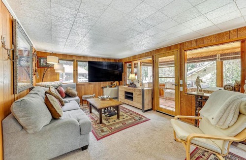 Forest Falls House | Cozy Forest Falls Rental Cabin Near Hiking Trails!