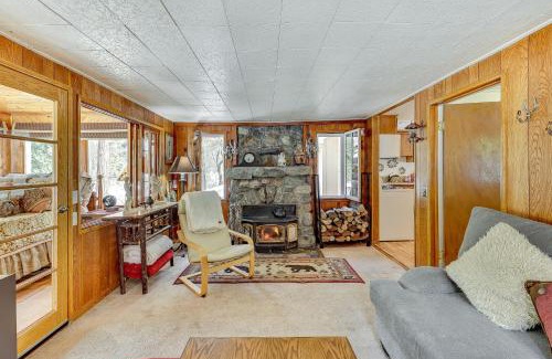 Forest Falls House | Cozy Forest Falls Rental Cabin Near Hiking Trails!