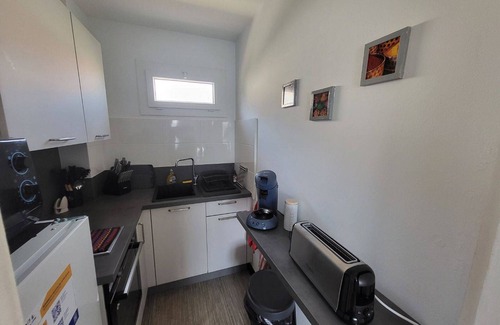 Saint-Pierre-la-Mer Apartment | Cozy 3-Room Apt for 5, 200m from Beach, Balcony, Parking - Saint Pierre la Mer