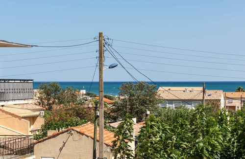 Saint-Pierre-la-Mer Apartment | Cozy 3-Room Apt for 5, 200m from Beach, Balcony, Parking - Saint Pierre la Mer
