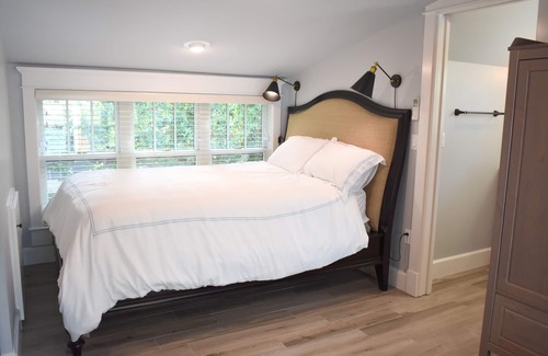 Westfield House | Cozy Garage Apt - Walking Distance To Downtown, ACL, and SXSW