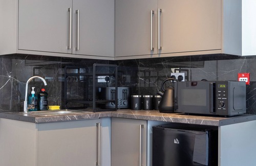 St Albans Apartment | Cozy Garden Studio in St Albans