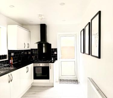 Warwick Apartment | Cozy getaway in heart of warwick