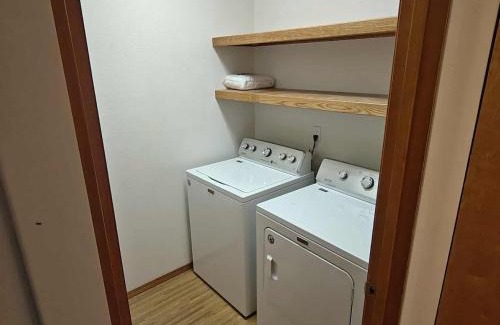 Othello Apartment | Cozy Guesthouse by the Golf Course