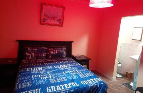 Springs House | Cozy guesthouse springs